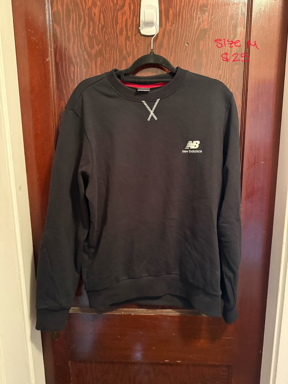 New Balance Men's Black Crewneck Sweatshirt with Small Logo